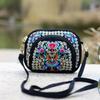 Damen 2025 Neue Schultertasche Reisetasche Vintage Floral Bestickt Crossbody Reißverschlusstasche Bestickte Handytasche