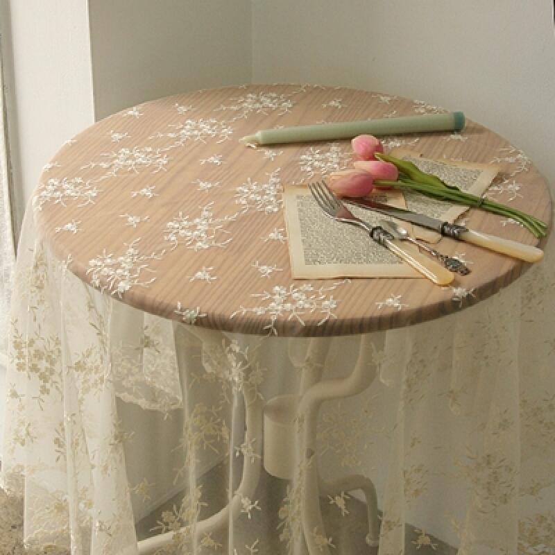 Chloe embroidery lace round tablecloth (diameter 135cm)