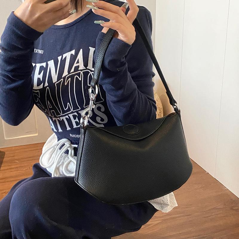 Internet Celebrities with the Same Women's Bag 2025 New Pea Bag Lychee Pattern Shoulder Crossbody Fashion Simple Dumpling Bag Women