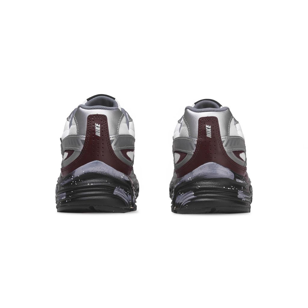 Nike Initiator Slip Resistant, Abrasion Resistant, Height Increasing IO7609-101(Team698-)