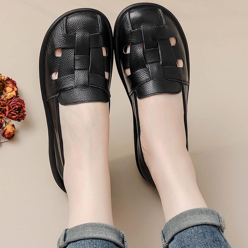 Genuine Leather Women's Summer Casual Comfort Sandals with Soft Soles and Perforated Design for Middle-Aged Moms