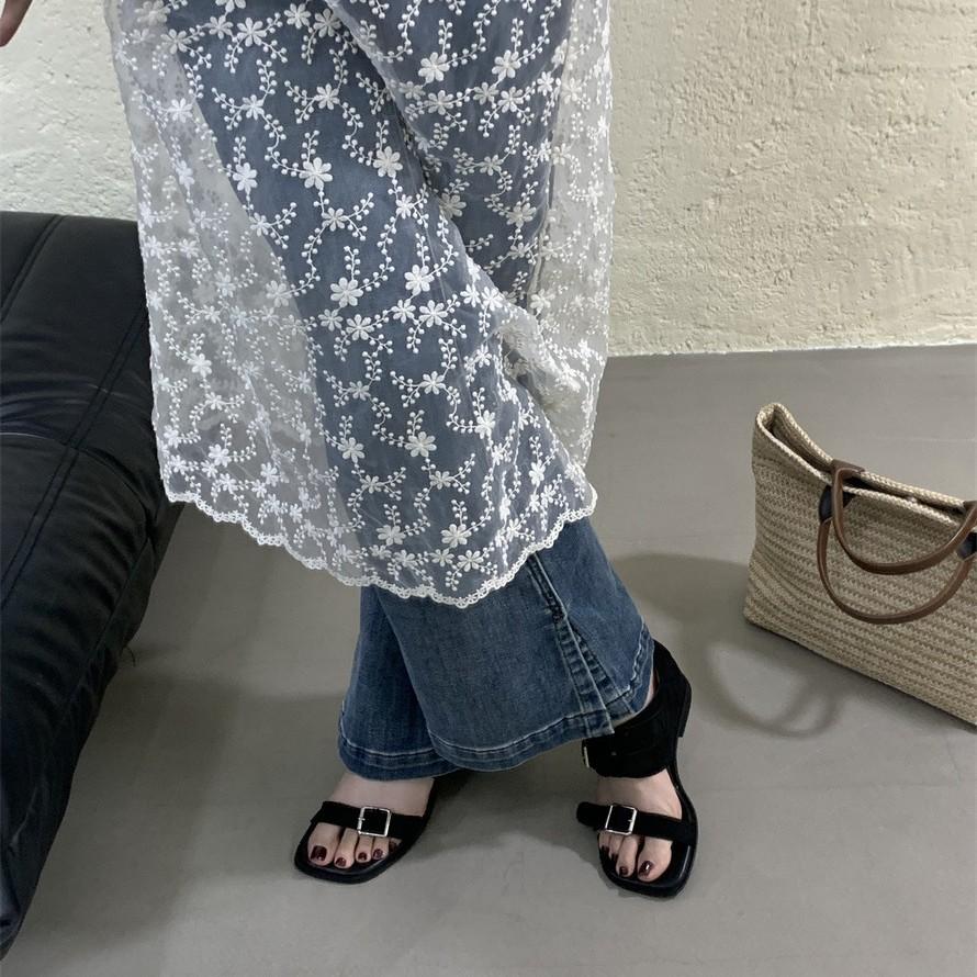 2025 Sommer Kuh Flip Square Head Gürtelschnalle Innenhöhe Erhöhung Tasche Absatz Sandalen 4cm Keilabsatz Retro Zehenfrei Römische Damenschuhe