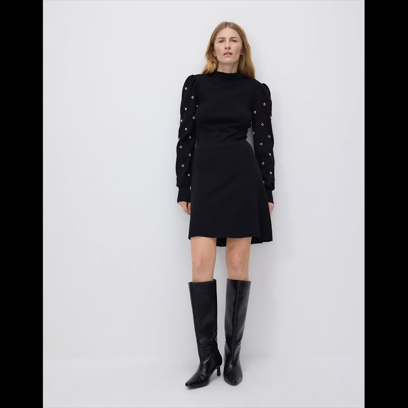 

Spring New Arrival Export European and American Women s Clothing round Neck Heavy Industry Beads Long Sleeves Knitting Dress Sweater Slim Looking Black M: Bust Size 88-94