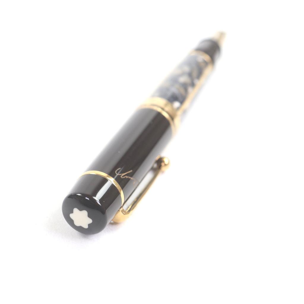 Excellent MONTBLANC fountain pen Writers Series 1996 Alexandre Dumas Cap type Used