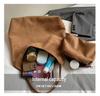 Women's Retro Velvet Shoulder Bag 2025: Large Capacity Autumn/Winter Tote, Bucket-Style Commute Bag
