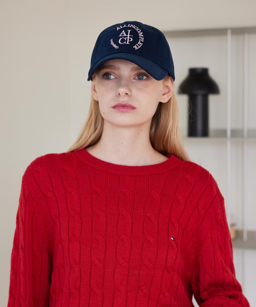 Olinkeompeulliteu Round Logo Ball Cap (Navy (Pink))