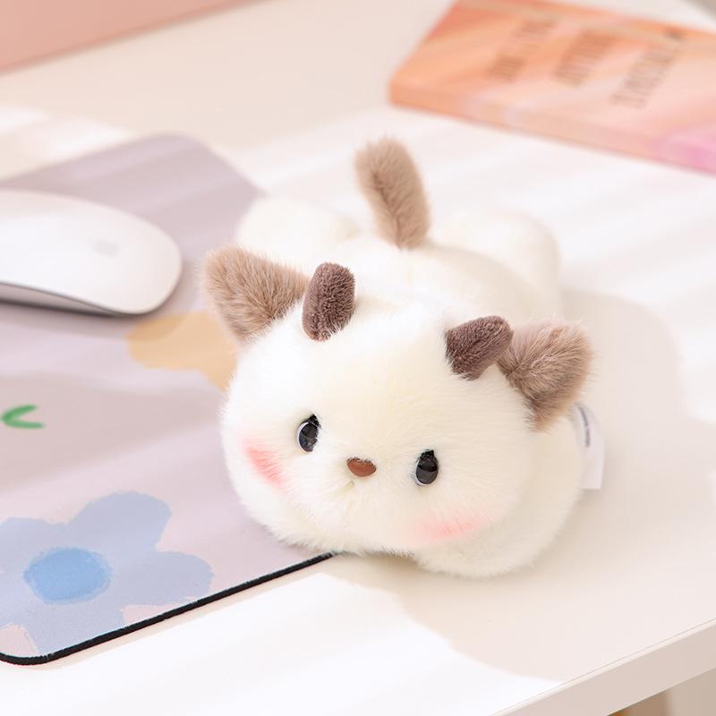 Słodka lalka zwierzątko na dłoń celebryty internetowej kapibara pluszowa zabawka lalka mała żółta kaczuszka lalka prezent urodzinowy