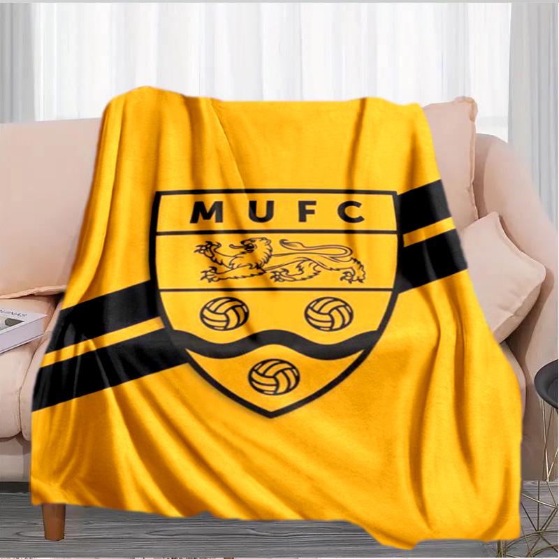 Football Crest Printed Throws Blanket Soft Flannel Blankets for Couch Bed Gifts for Men Women Picnic blanket Christmas gifts