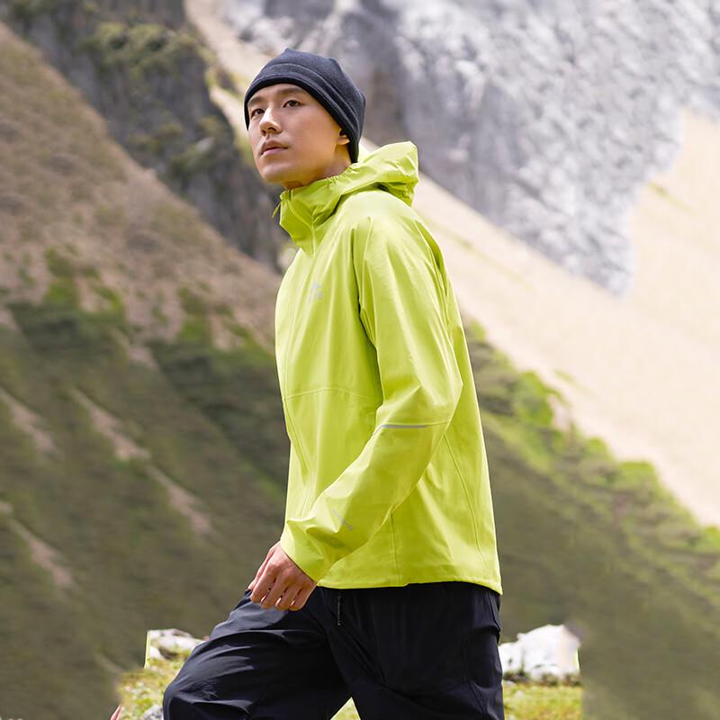 

CAMEL Men s Hard Shell Windproof Waterproof Hiking Jacket A15BA31080 XL