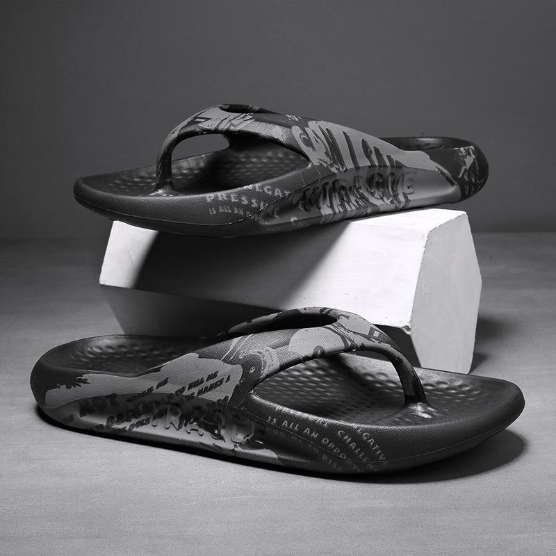Slippers Men's Summer Flip-flops Wear Non-slip and Deodorant Men's Outdoor Wear Beach Sandals Men's Trendy Models