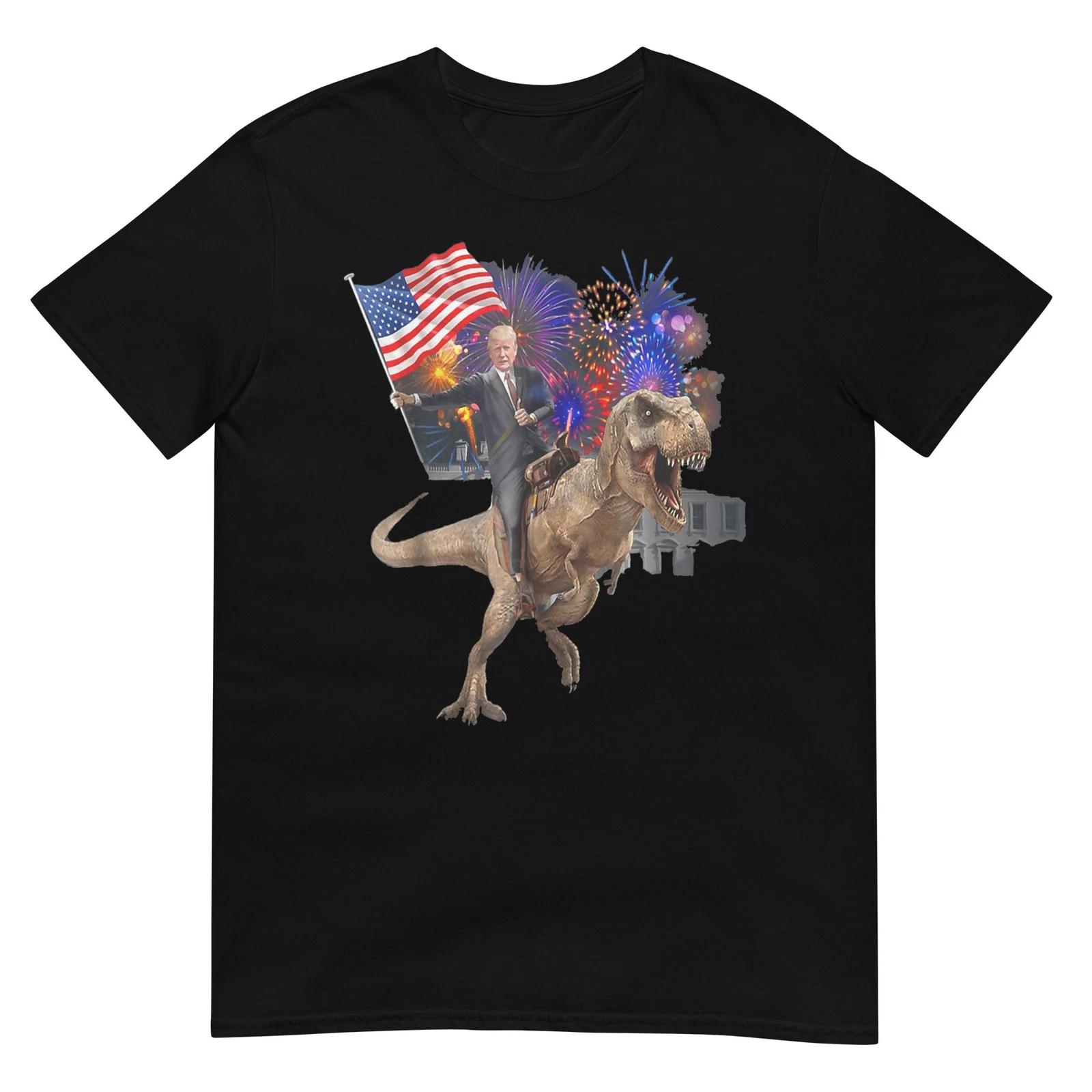 Trump Riding a Dinosaur T-rex Suppor Trump 2020 T-Shirt M