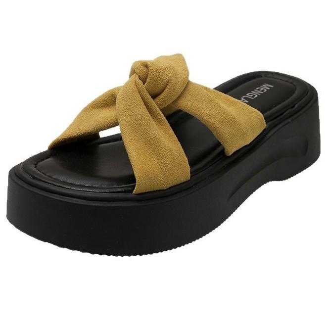 2025 summer new muffin platform slippers women's wear cross-toe one-word drag height increase casual sandals