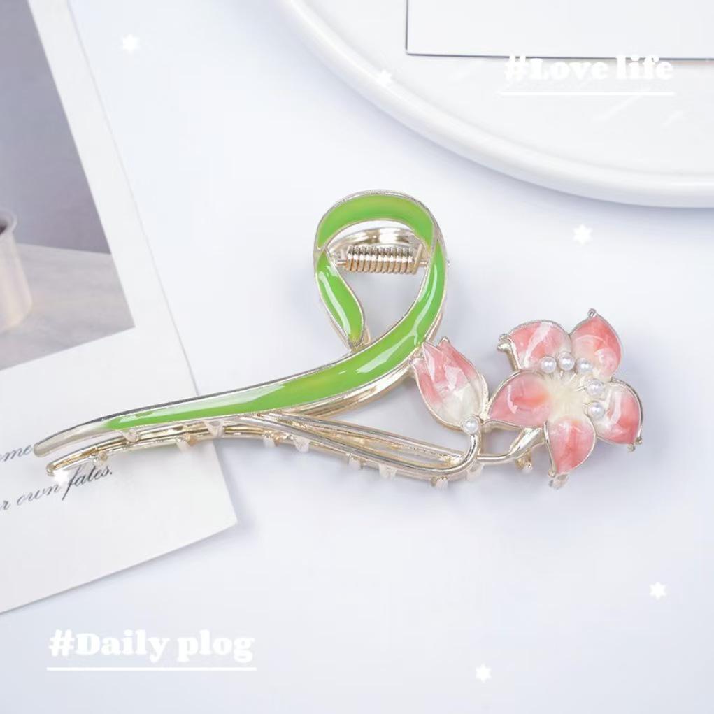 Golden Wheat Ear Metal Hair Clip - Elegant Bun Hairstyle Accessory and Gift