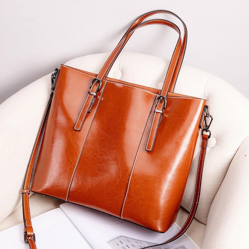 Leather Women's Bags, Large Bags, New Retro Shoulder Bags, Women's Large-capacity Tote Bags, Commuter Bucket Bags.