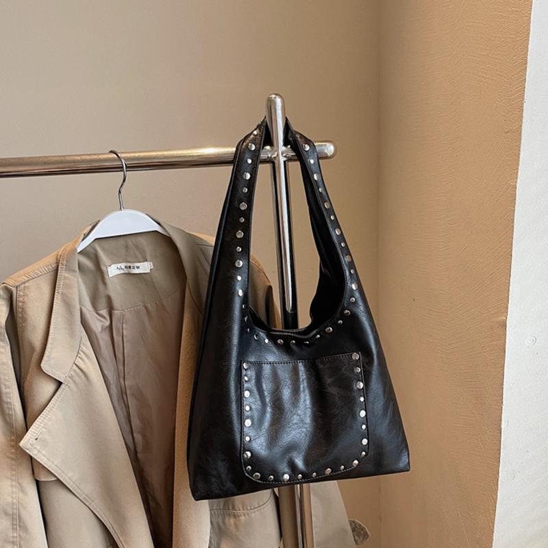 

Женская ретро сумка-тоут с заклепками, однотонная, для поездок на работу, путешествий, шопинга, универсальная, большой вместимости, на плечо 30x11x22cm чёрный