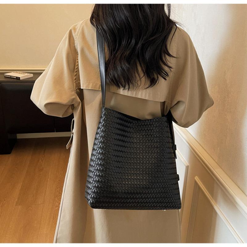 Woven Bag Women's Large-capacity New Autumn and Winter Leisure Shoulder Messenger Mother and Child Bag Commuter Tote Bag