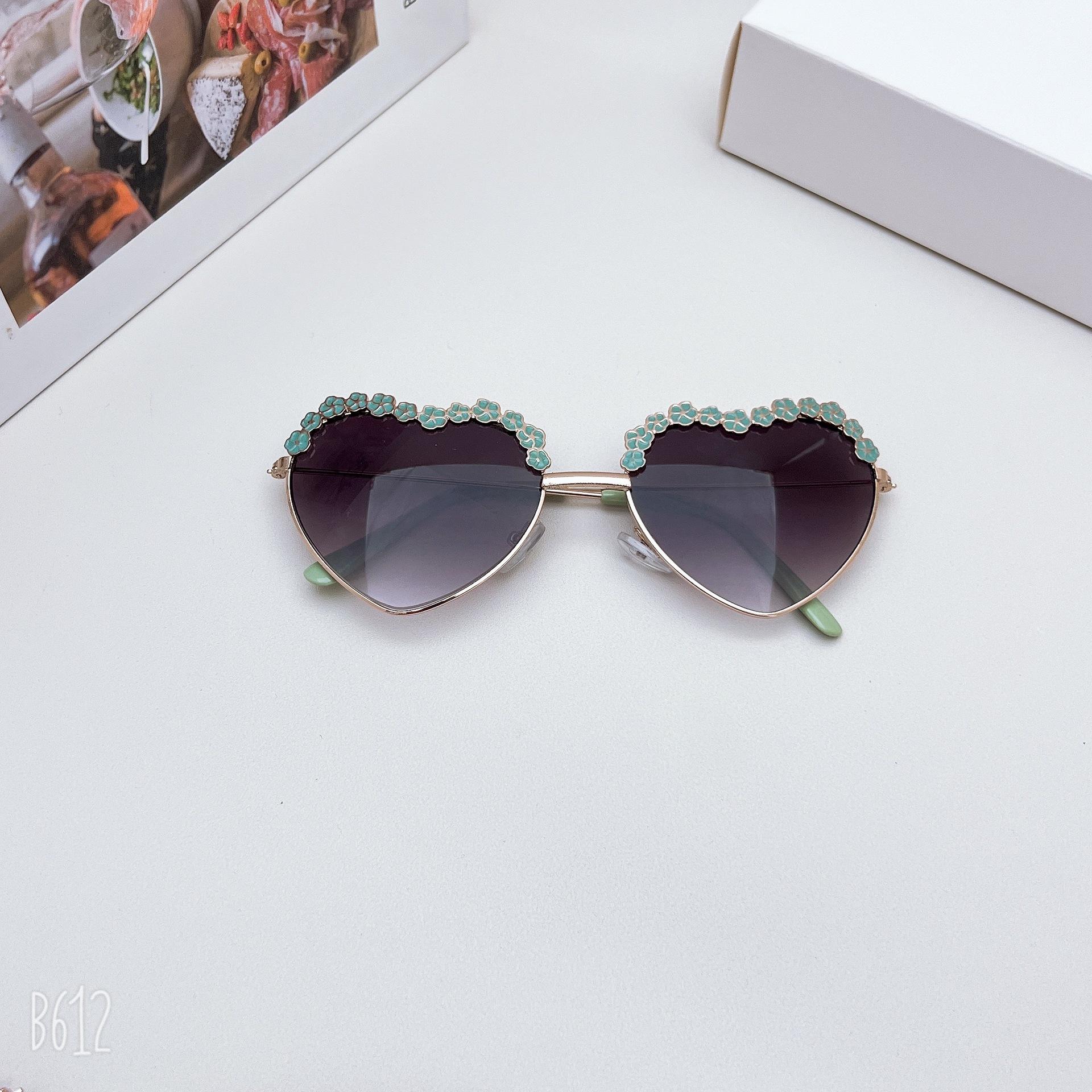 

Модные милые детские солнцезащитные очки Love Trend Sunshade Eye Protection Солнцезащитные очки для мальчиков и девочек