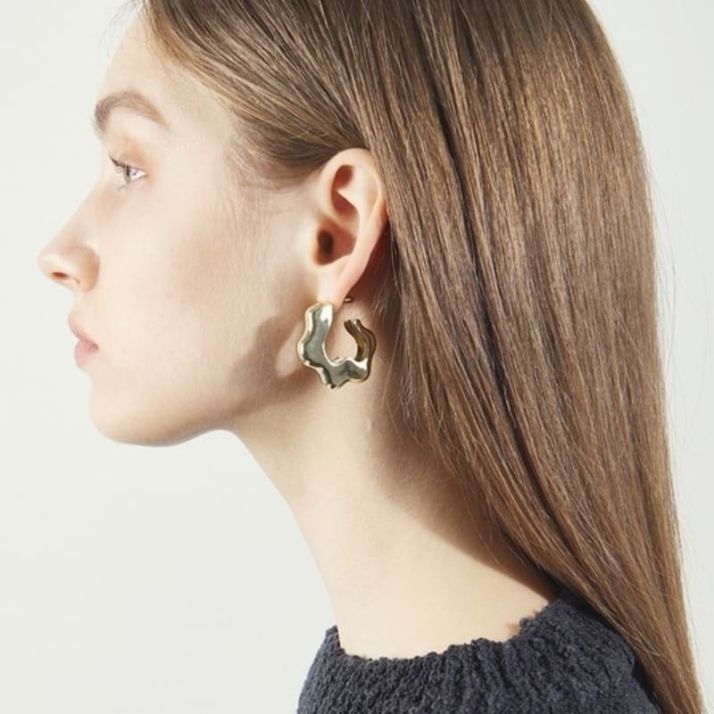 FINNLEE HALO EARRING / Gold