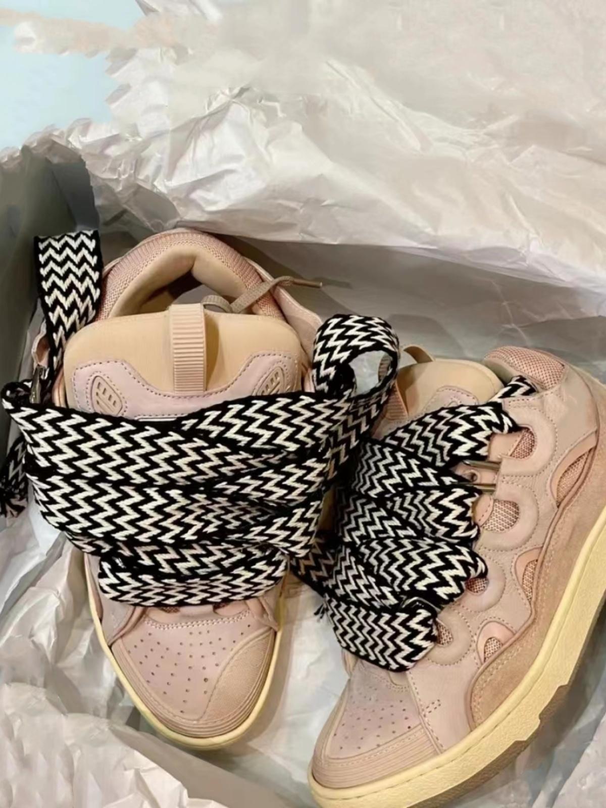 

Модные кроссовки на толстой подошве для пап и мам 2025 Лето Осень На шнуровке Массивные кроссовки Повседневная обувь для скейтборда Смешанные цвета Спортивная обувь 36