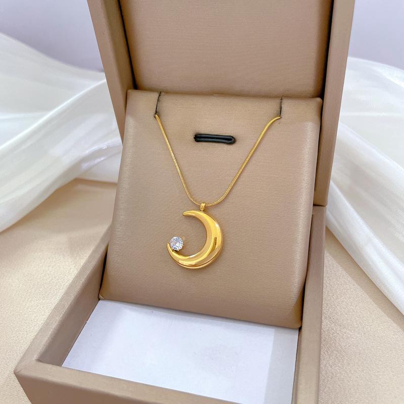 Titanium Steel Moon Zircon Minimalist Wind Furnace Real Gold Necklace Female Collarbone Chain Accessories