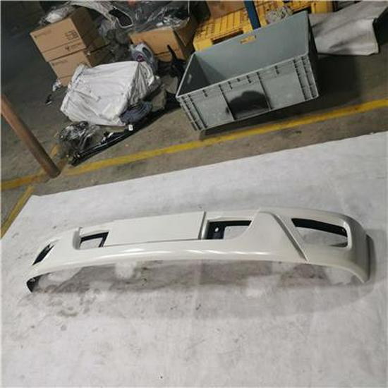 Аксессуар - Красный бампер Foton - L0831010203A0 Foton