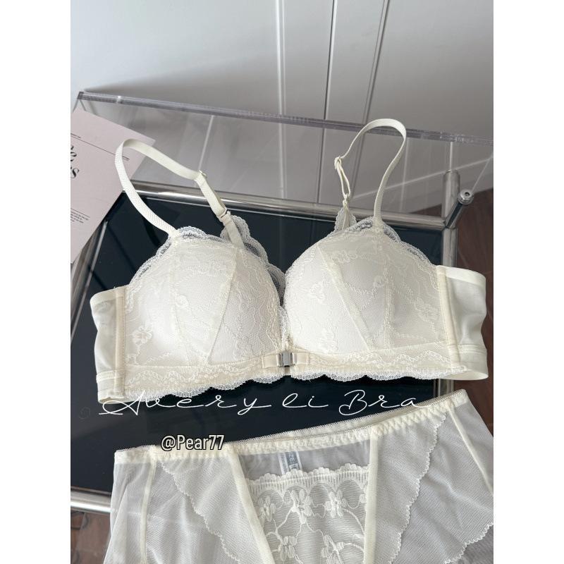 Wąska Aleja Francuska Koronka Przednie Zapięcie Push-Up Biustonosz dla Małych Biustów - Podkreśla, Unosi i Wspiera z Seksownym Designem Pleców.