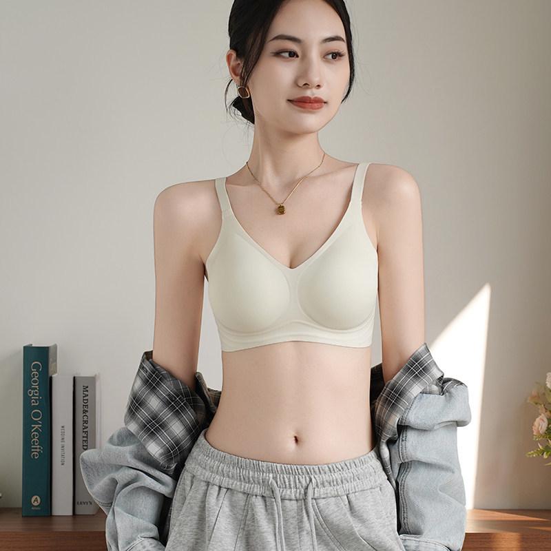Seamless Invisible Nude Summer Bra: Wireless, Supportive, and Thin M