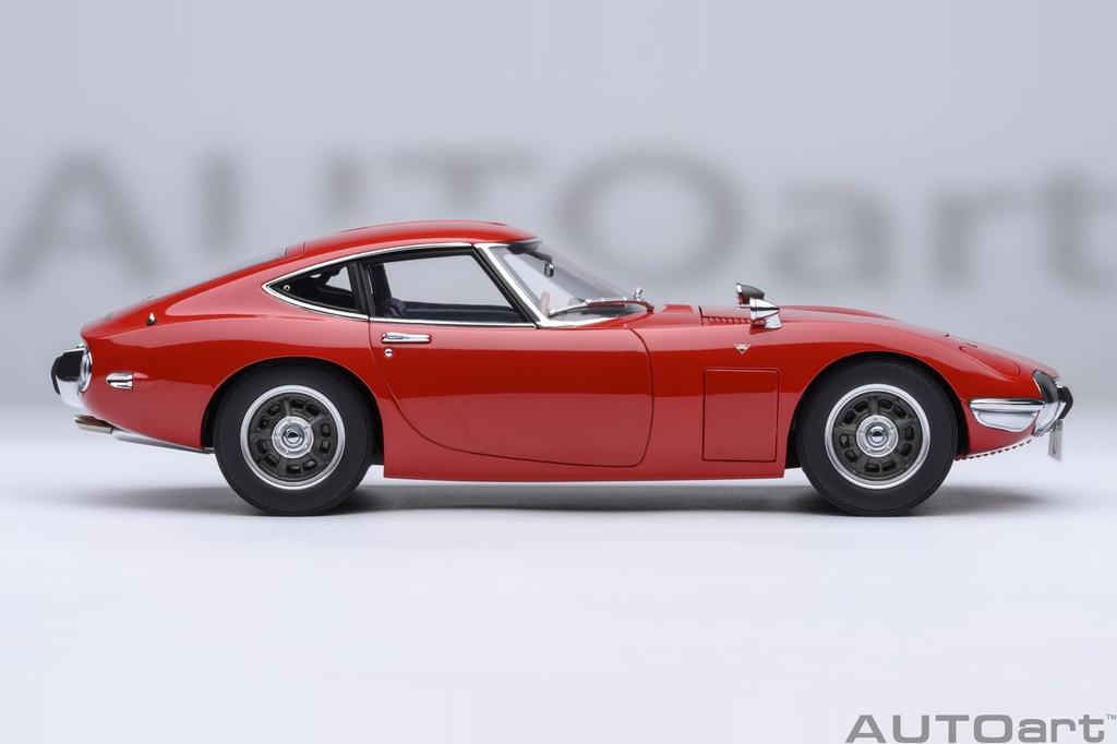 AUTOart Toyota 2000GT 1967 Completed Model 79547 (Red)