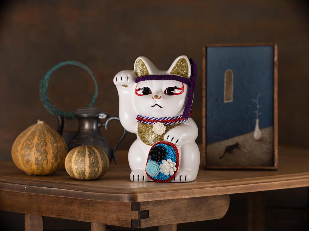 Lyckokatt Kabuki Sukeroku Högerhandskatt Lyckobringande Feng Shui-figur Offerlåda Vit (M-STORLEK Vit) upphöjd/Keramik_lyckobringande Maneki-neko (suke_M