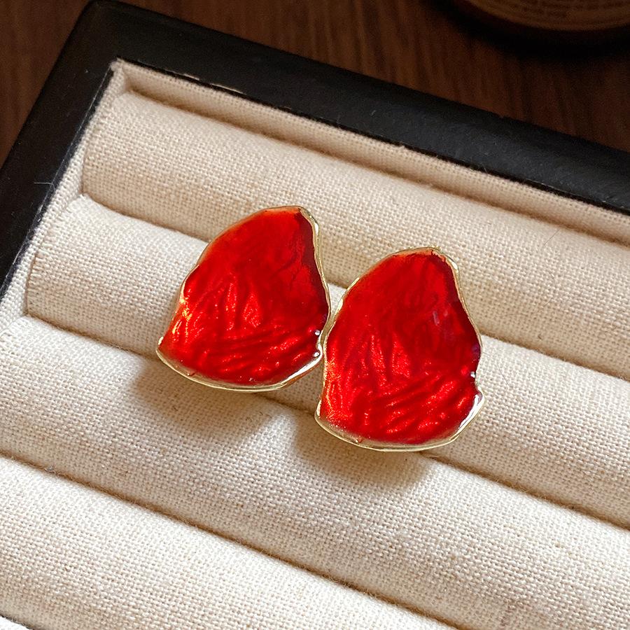 Silver needle dripping oil irregular oval earrings retro simple fashion temperament earrings light luxury high-end earrings women