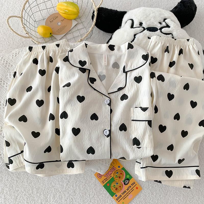 

Летний женский пижамный комплект из хлопка Blue Bear — с короткими рукавами, милый мультяшный дизайн, домашний комплект из трех предметов. Female XL (115-140 Jin)