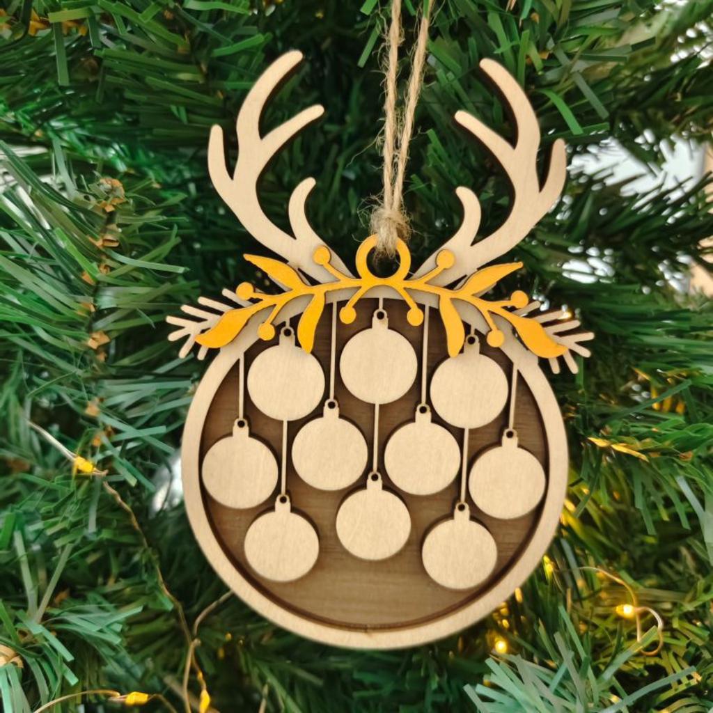 Christmas ReindeerWooden Tag Bow Christmas Tree Decoration