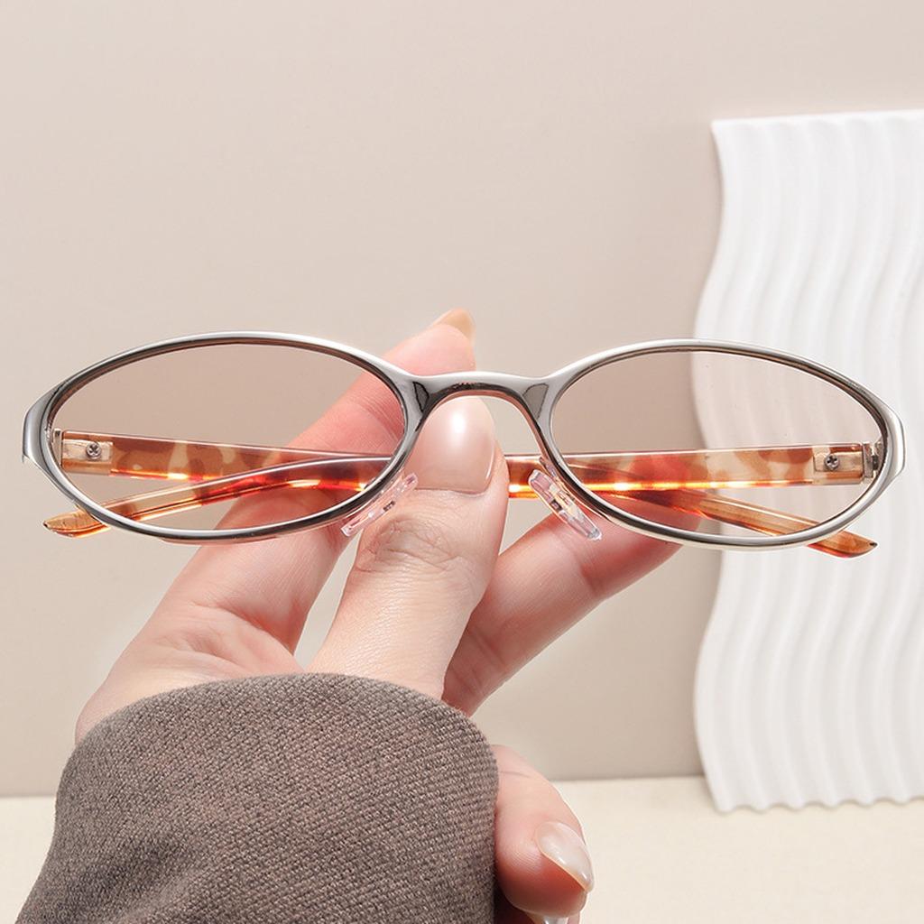 Vintage Oval Small Frame Metal Sunglasses For Women Uv400 Protection Retro Trendy Narrow Sunglasses For Outdoor Cycling Driving