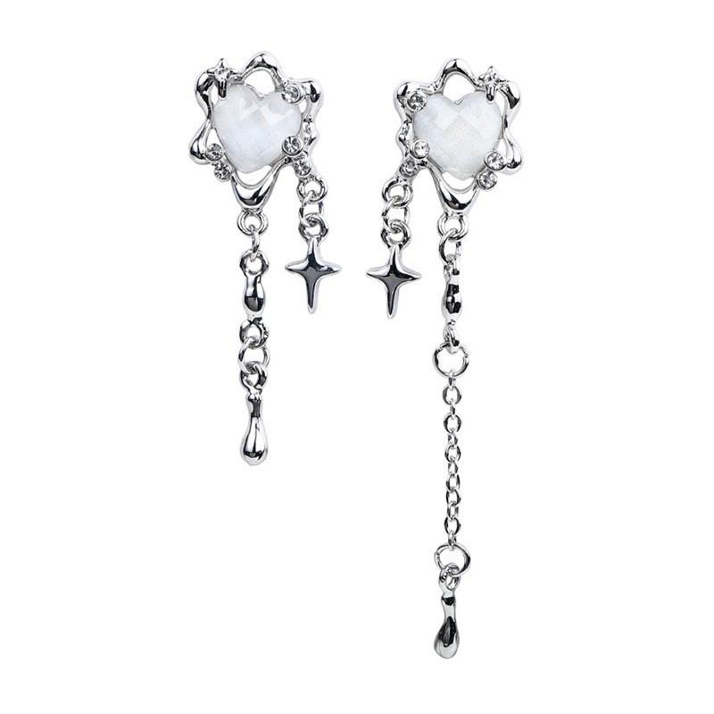 Elegant Girl Earrings With Heart Tassels One Size