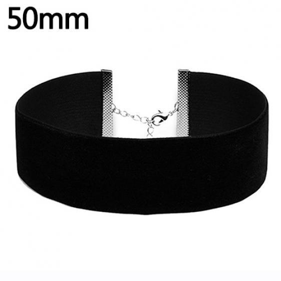 

Готическое ожерелье. Материал: бархат, сплав. Цвет: черный. 6 различных размеров