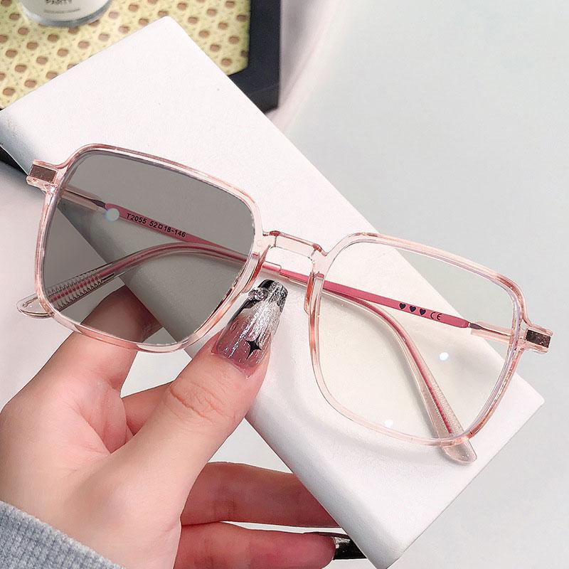 Photochromic Glasses Women Square Anti Blue Light Fashion Sunglasses Vintage Casual Outdoor