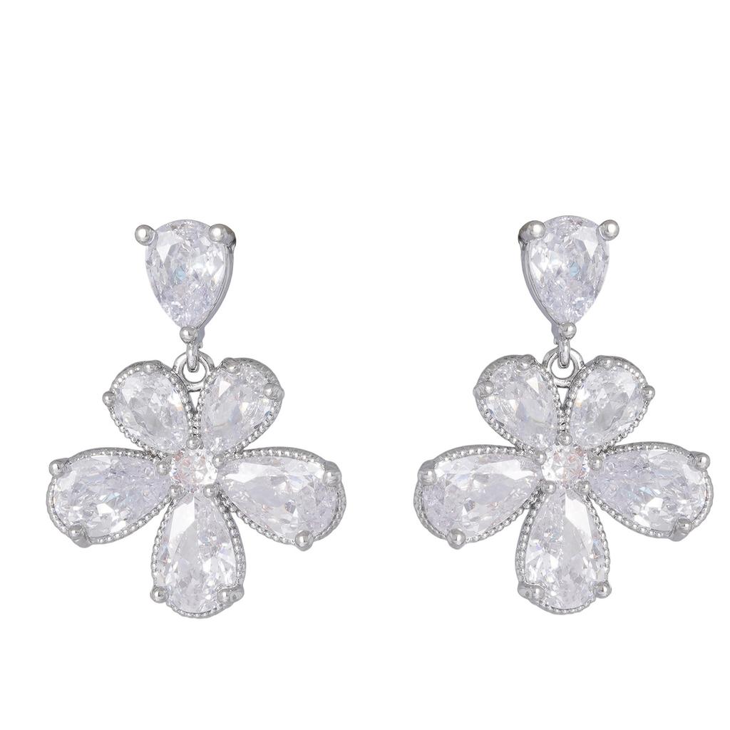 Popular New Trend Flower Stud Earrings Fashionable High-end Design Sweet Stud Earrings Fresh and Delicate Versatile Stud Earrings