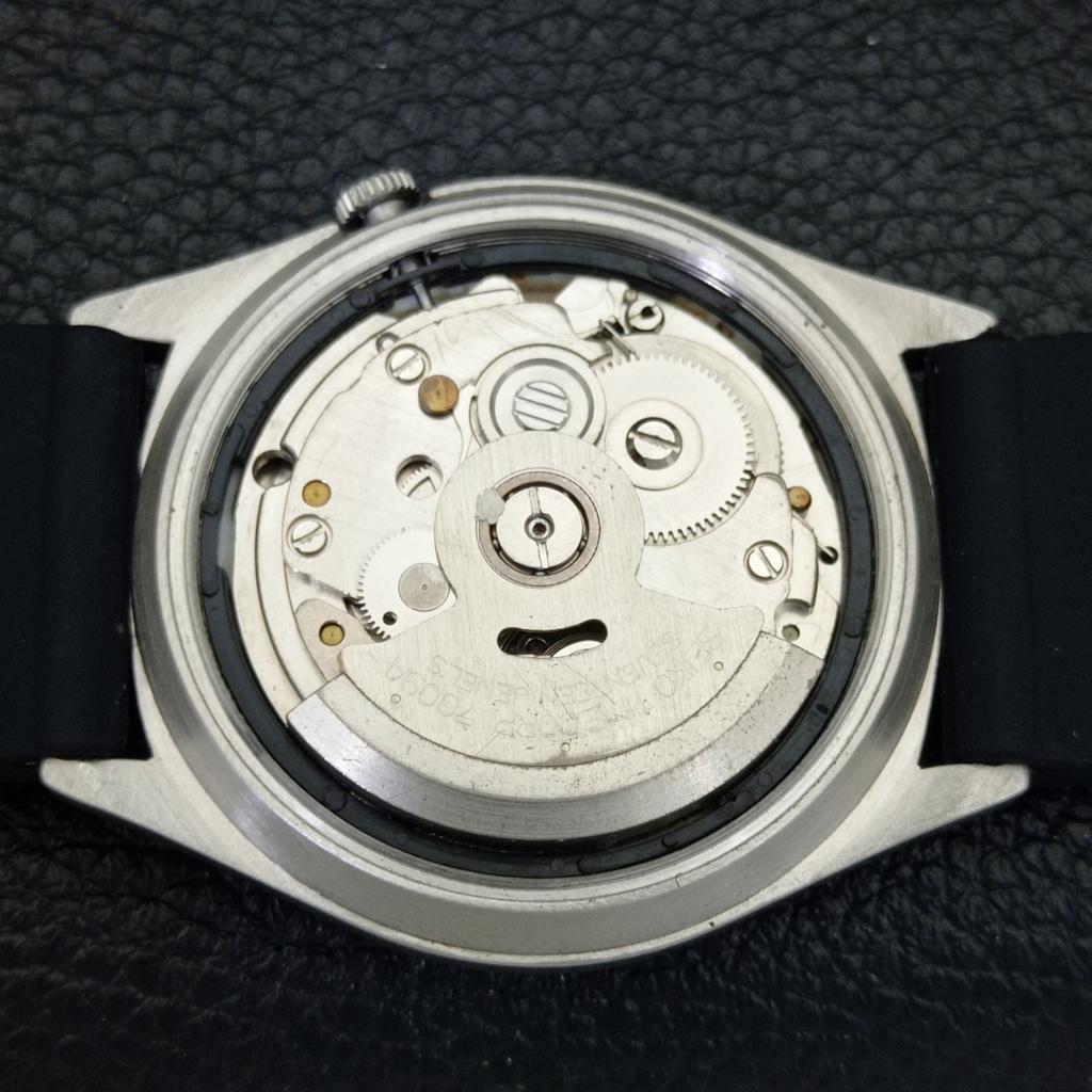 SEIKO 5 VINTAGE AUTOMATIC 7009A JAPAN MENS WHITE COLOR DIAL WATCH a700569-5 R203-a700569
