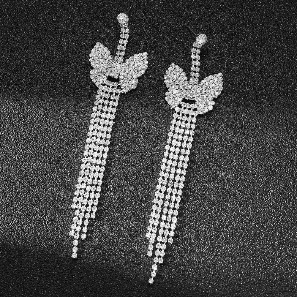 Europe And The United States Style Shiny Rhinestone Bow Shape Earrings Tassel Long Earrings Female Senior Sense Of Temperament Earrings 1 Pair