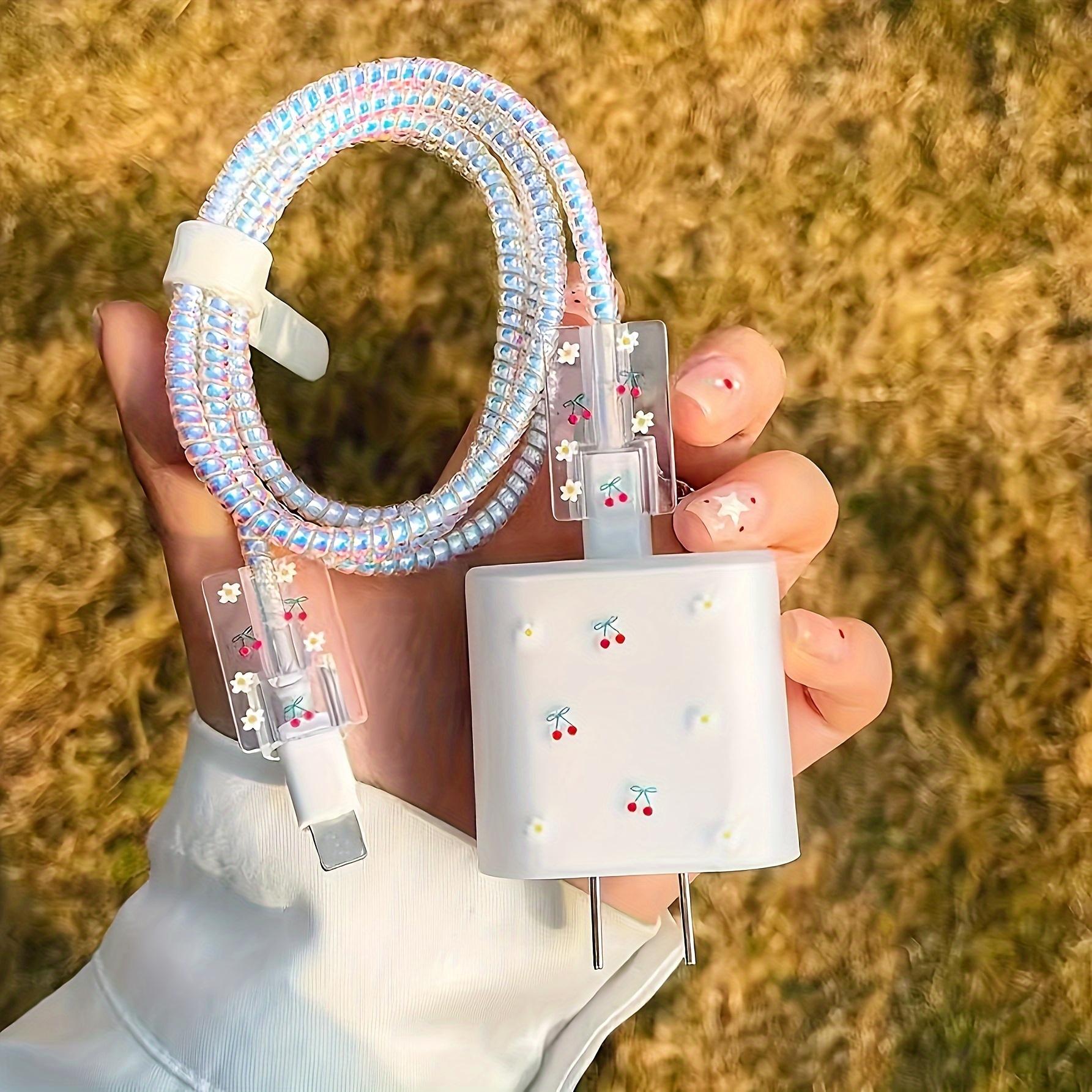 

Комплект защитных чехлов для кабеля и зарядного устройства Cherry Design TPU для iPhone 14/13 – прочная накладка для шнура и чехол для адаптера быстрой зарядки прозрачный