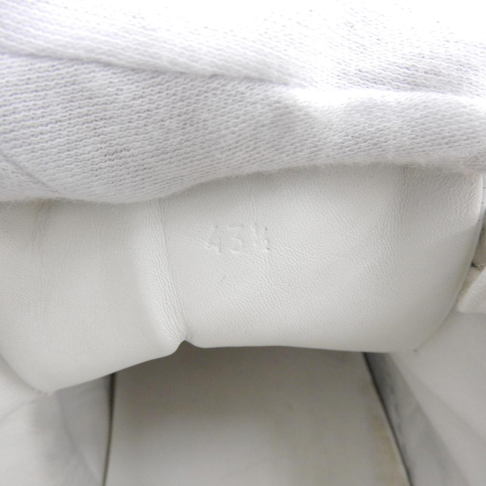 HERMES White Kelly Buckle Perforated Design Low-Top Sneakers in Calfskin and Chevre, SVHardware, Size 43 1/2 shoes 43.5 whiteUsed