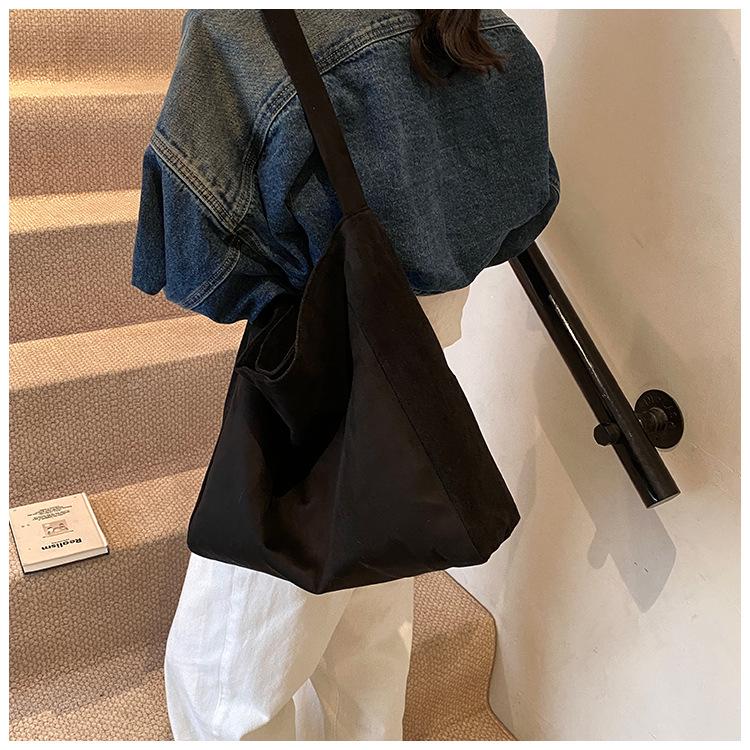 Miękka skórzana torba dojazdowa o dużej pojemności – nowy styl torby na ramię pod pachą do szkoły