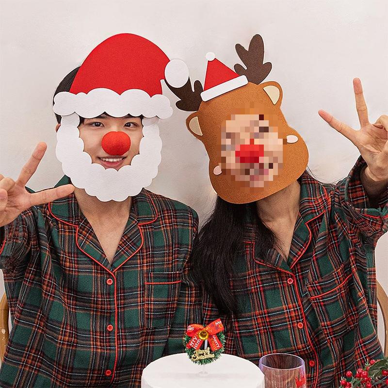 

Christmas Tree Hat with Cute Santa Legs - Festive Headwear for Men & Women, Perfect Christmas Gift & Photo Prop