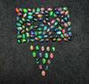 Opal Negru Etiopian Natural Multi Fire Oval Cabochon Piatră Prețioasă Liberă Lot 17 Bucăți 4*6 MM 5 CT Cabochon Opal Negru Piatră Prețioasă Pentru Realizarea Bijuteriilor