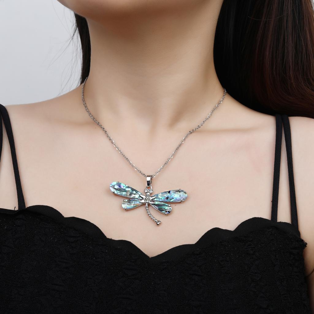 New Creative Natural Shell Design Insect Butterfly Dragonfly Pendant Necklace Personalized For Woman Party Vintage Jewelry Gift
