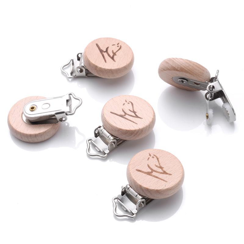 1Pcs 21 Style Baby Beech Pacifier Clips Heart Animal Rainbow Pattern Wooden Metal Clips for Nipple Holder Dummy Clip Soother