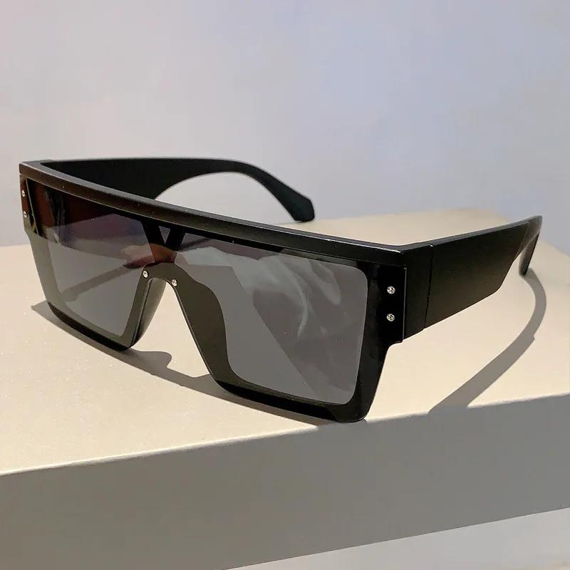 New Big Frame Square Flat Top Sunglasses Women For Men Luxury Brand Designer Rivet Sun Glasses Vintage Punk One Piece Eyeglasses