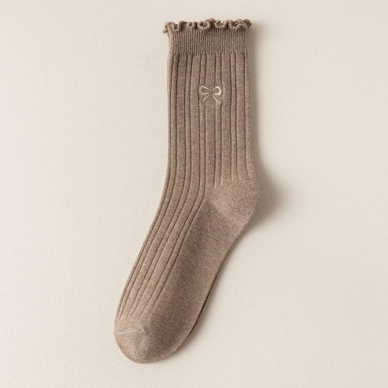 Ladies Spring and Autumn Thin Wooden Ear Embroidered Bow In The Tube Pile Pile Cotton Socks