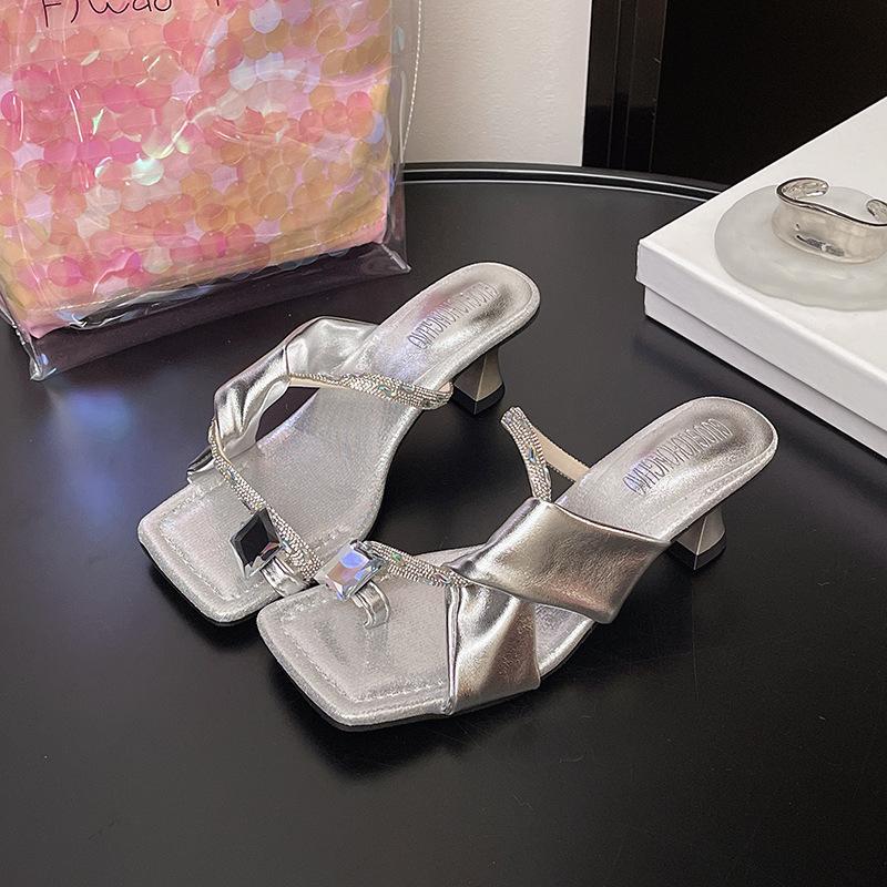 2025 Summer New Chinese Gem New High-end Sense Versatile Comfortable Niche Design Popular High-heeled Cool Slippers