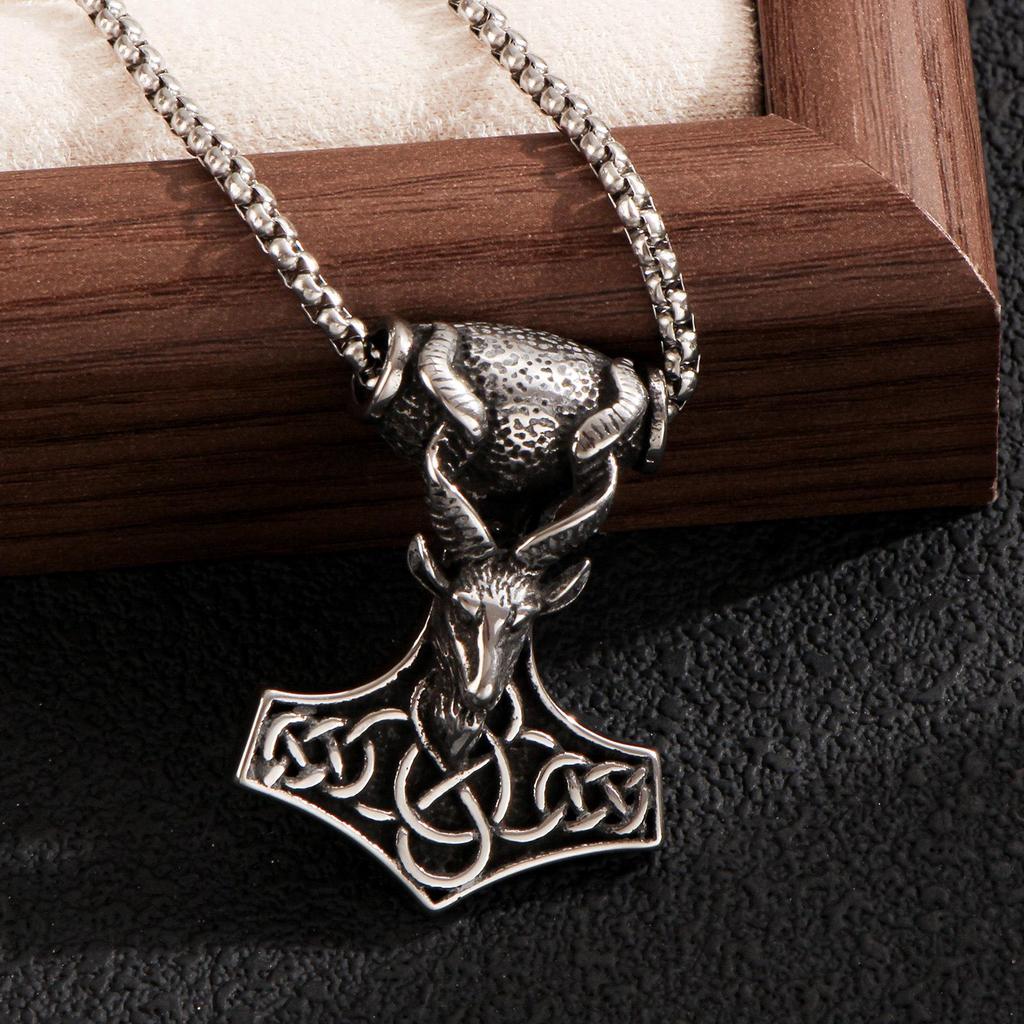 Men's Distressed Hammer Pendant Necklace with Stainless Steel Sheep Head and Rope Pattern, Long Box Chain